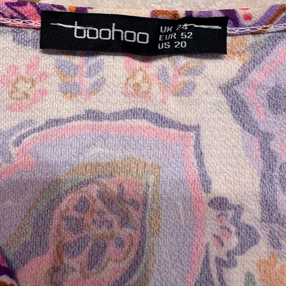 BOOHOO ~ Purple and Pink Paisley Print Women's Top Made in Italy size 20 - Picture 3 of 7